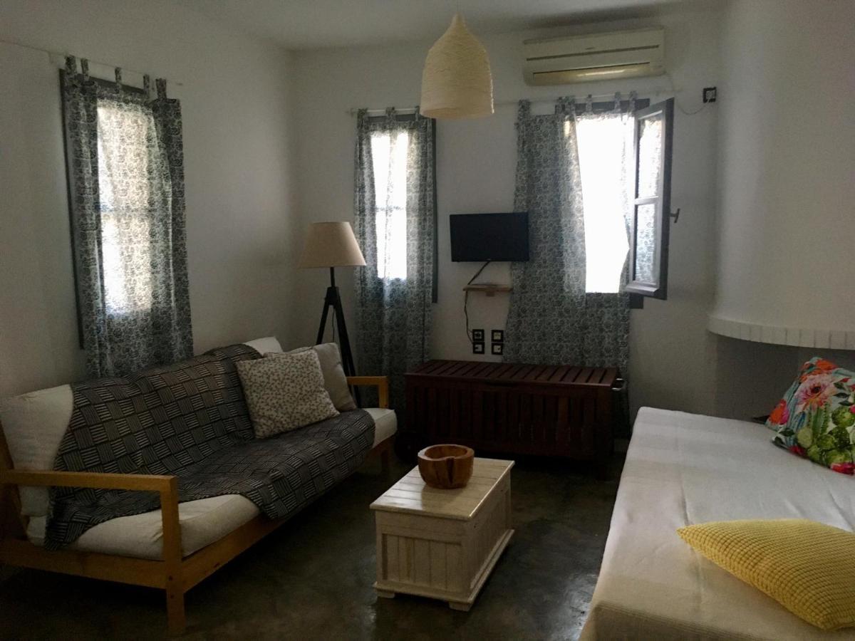 Cristi Rooms Livadi  Buitenkant foto